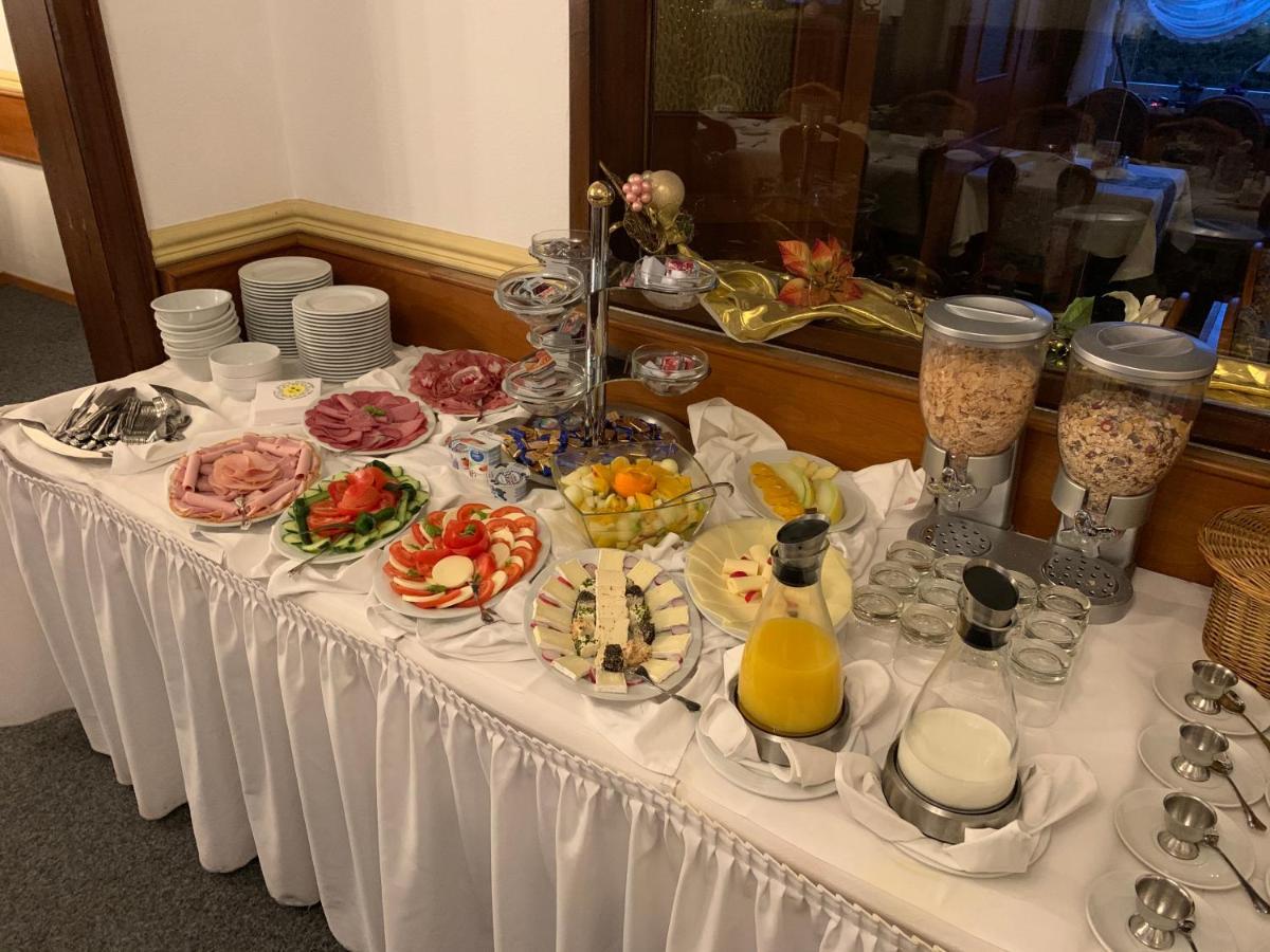 Hotel Restaurant Zur Post Wuppertal Eksteriør bilde