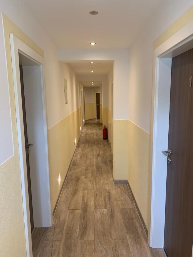 Hotel Restaurant Zur Post Wuppertal Eksteriør bilde