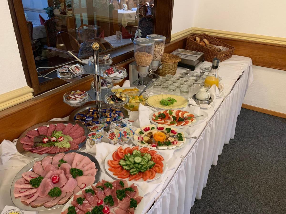 Hotel Restaurant Zur Post Wuppertal Eksteriør bilde